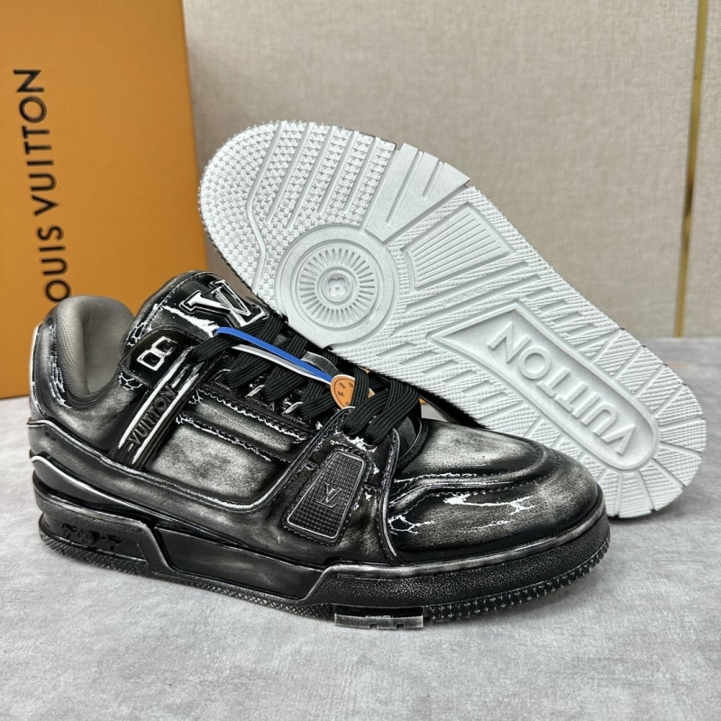 Louis Vuitton Sneakers